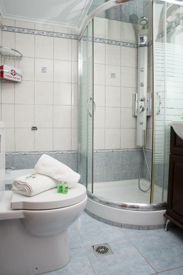 Théa Apartment Kavala Extérieur photo